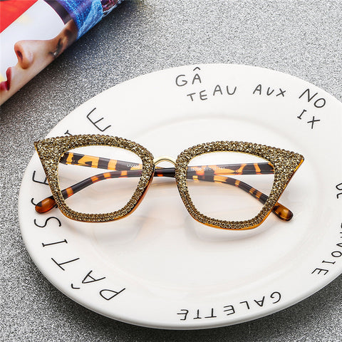 Retro Gold Rhinestone and Glitter Cat Eyeglasses |  Pretty Fab Things 
