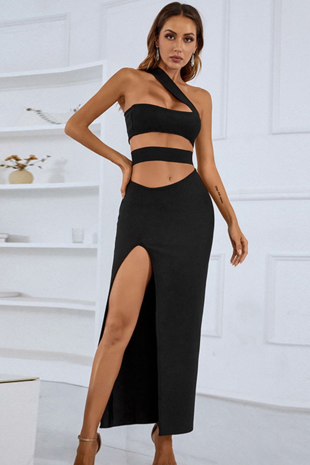 Saana Cutout Front Split Maxi Dress